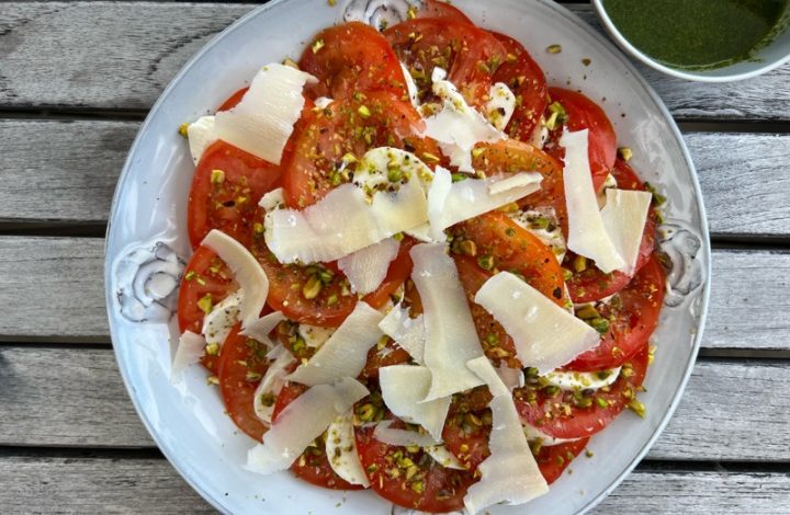 Caprese med basilikaolja