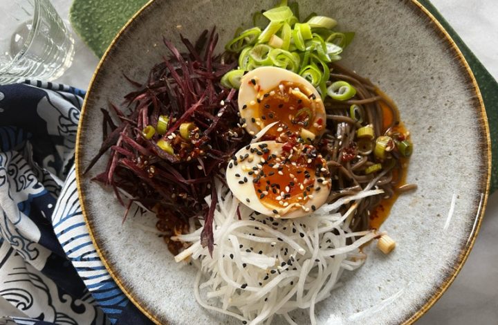 Sobanudlar med marinerade ägg