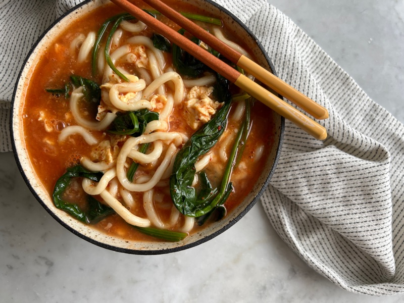 Egg drop soup med udon nudlar 