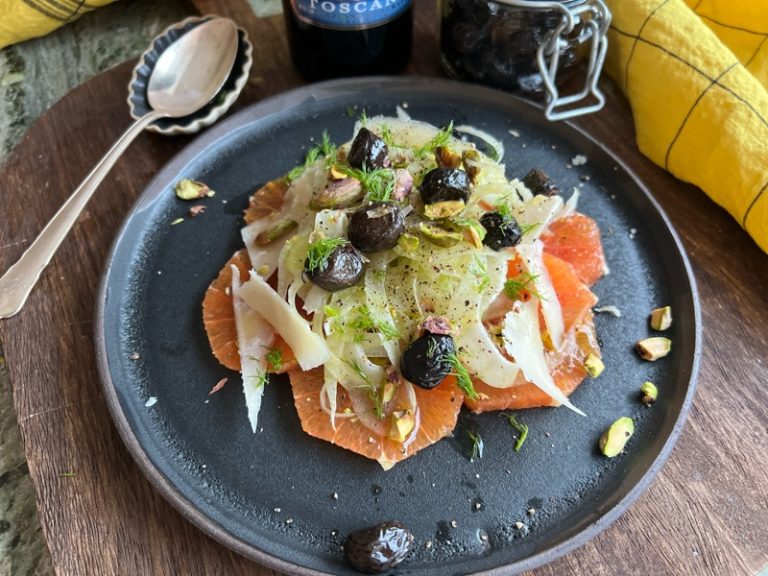 Vintersallad med apelsin, fänkål och oliver